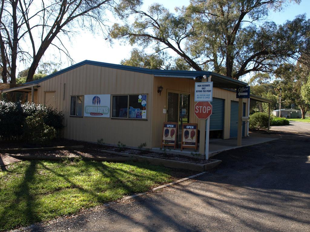 Cowra Holiday Park Exteriér fotografie