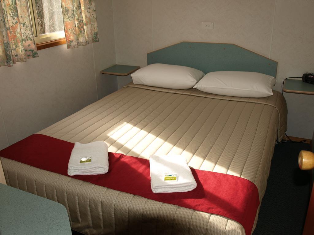 Cowra Holiday Park Pokoj fotografie