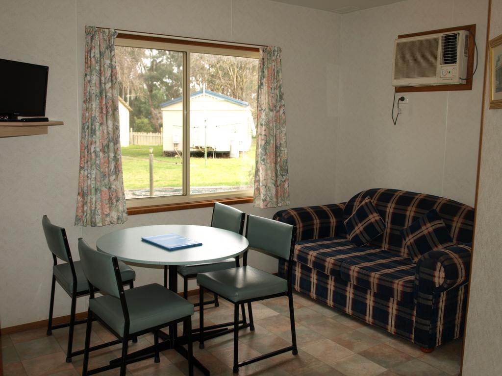 Cowra Holiday Park Pokoj fotografie
