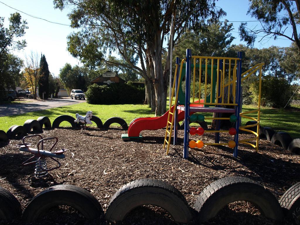 Cowra Holiday Park Exteriér fotografie