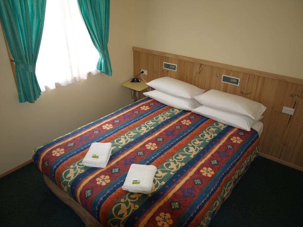 Cowra Holiday Park Pokoj fotografie